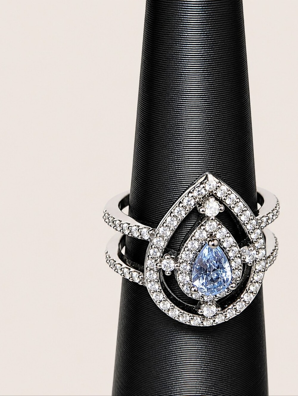Bomb Party Drop Dead Gorgeous Lab-Created Alexandrite Ring Size 6 NWT Rhodium